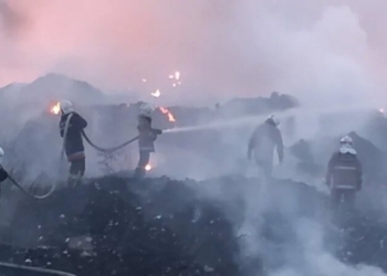 Под Полтавой горит мусорная свалка, город накрыл смог (ФОТО, ВИДЕО)