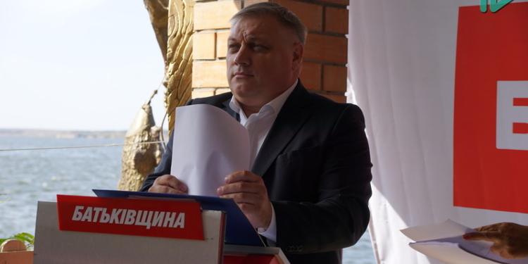 Николаевская «Батькивщина» выдвинула почти 700 кандидатов. И среди них есть экс-замгубернатора Николай Романчук (ФОТО, ВИДЕО)