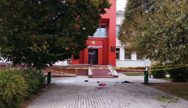 В Беларуси мужчина совершил акт самосожжения возле отделения милиции