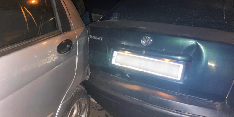 В Николаеве воры, пытаясь сбежать от полиции, повредили четыре припаркованных авто (ФОТО)