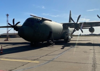 Николаевский аэропорт принял британский военно-транспортный самолет C-130 Hercules (ФОТО, ВИДЕО)