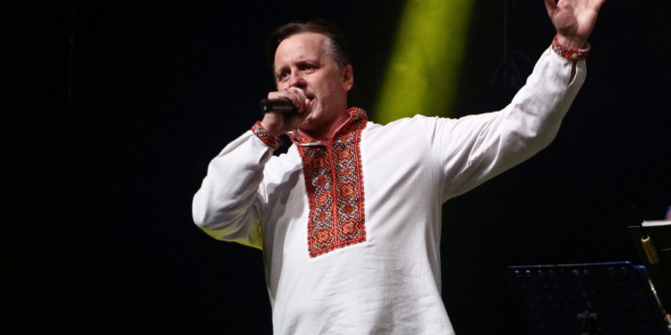 Оперному певцу Ивану Носику вручили «Звезду культуры города Николаев» (ФОТО)