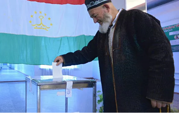 В Таджикистане начались выборы президента 1