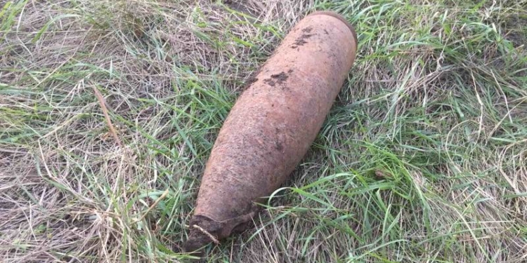 Николаевские пиротехники обезвредили артснаряд (ФОТО)