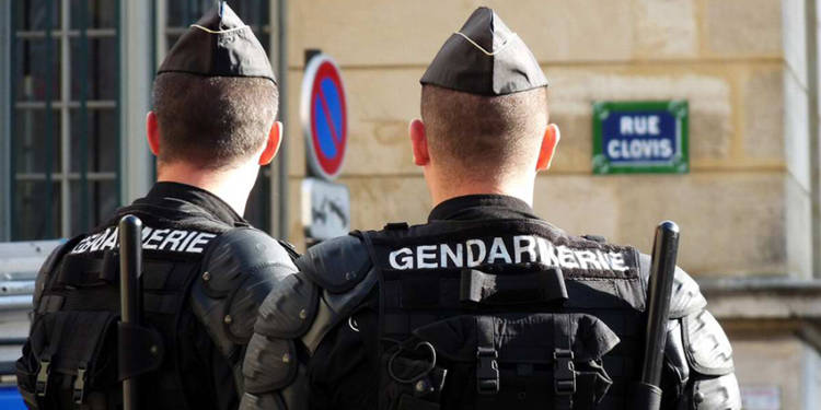 По Франции прокатилась волна «коронавирусных обысков» у высших чиновников