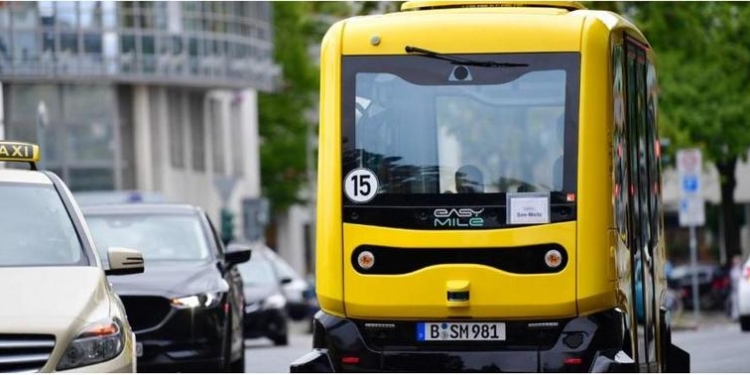 С декабря этого года по улицам Берлина можно будет прокатиться на рейсовом беспилотном электробусе