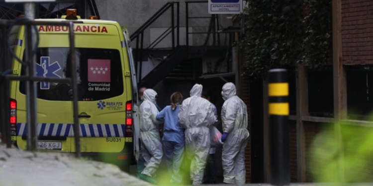 Правительство Испании ввело чрезвычайное положение в Мадриде