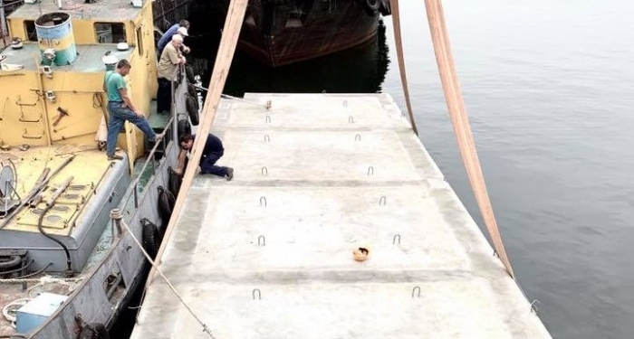 Херсонский завод  построит плавучий причал для ВМС Украины