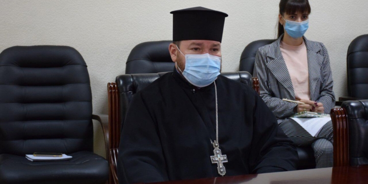 Покрова и карантин. Николаевская ОГА просит представителей религиозных конфессий провести литургии на улице (ФОТО)