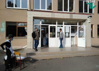 В Николаеве идет голосование (ФОТО)