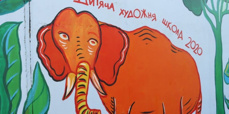 «До світлих мрій через джунглі подій»: в Николаевском зоопарке открыли новый арт-объект (ФОТО)