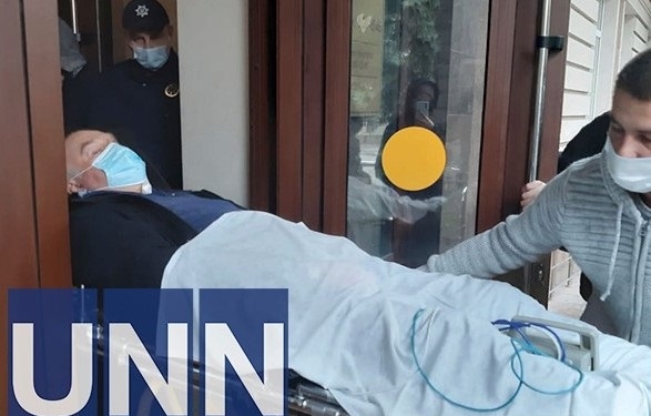 Смертельное ДТП на Майдане: водителя в суд привезла “скорая”. Его отправили под домашний арест