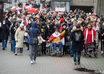 В Минске проходит протестный марш