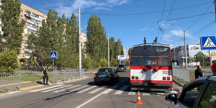 Полиция ищет свидетелей двух сегодняшних ДТП в Николаеве с участием пешеходов (ФОТО)