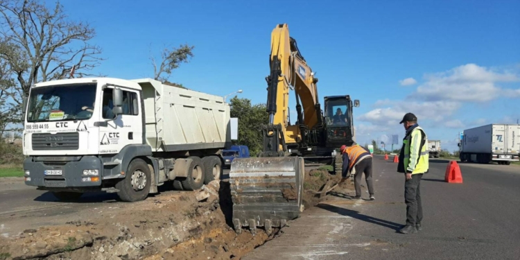 Начался ремонт трассы Н-11 на подъездах к Николаеву (ФОТО)
