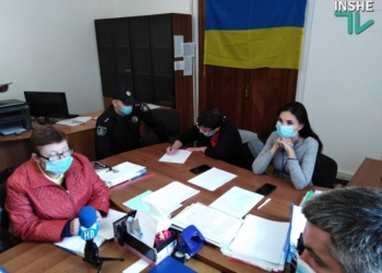 Члены Николаевского горизбиркома приняли решение вскрывать кабинеты, к которым не подходят выданные на вахте ключи (ФОТО, ВИДЕО)