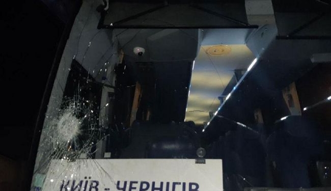 В Чернигове напали на пассажирский автобус