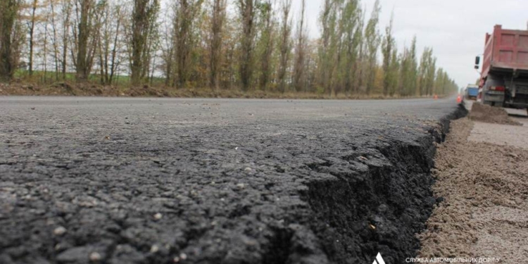 Начальник САД в Николаевской области проверил ход ремонта дорог на Очаков (ФОТО)