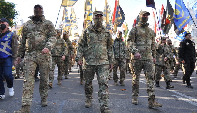 В Киеве завершился “Марш УПА”: участники передали свои требования в Офис Президента (ФОТО, ВИДЕО)