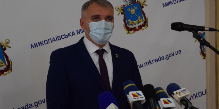 Проблемы с началом отопительного сезона в Николаеве: Сенкевич анонсировал сессию горсовета на четверг (ФОТО, ВИДЕО)