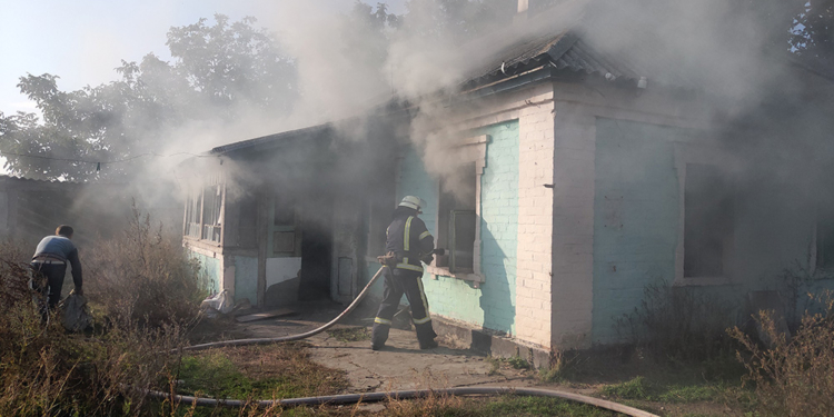 Неосторожность при курении привела к пожару во Врадиевке (ФОТО)