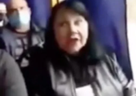 В Славянске пассажирке маршрутки устроили травлю из-за украинского языка (ВИДЕО)