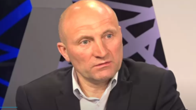 Суд решил, что Зеленский не нарушил закон, назвав мэра Черкасс “бандитом”