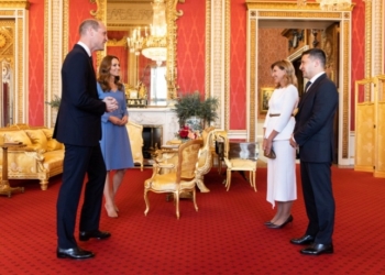 Стало известно, о чем Зеленские разговаривали с королевской семьей в Букингемском дворце