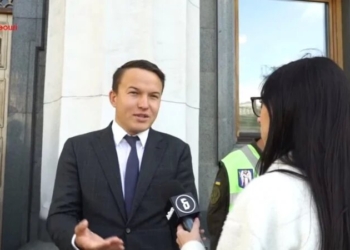 Депутаты из «Слуги народа» не смогли отличить программу своей партии от обещаний путинской «Единой России» (ВИДЕО)