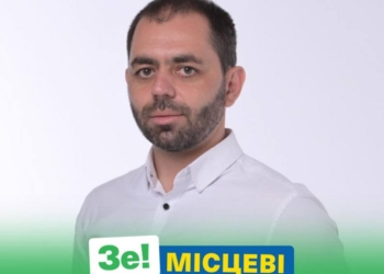 В Николаеве кандидат от “Слуги народа” Жело показал сгоревшую машину и сделал заявление (ФОТО)