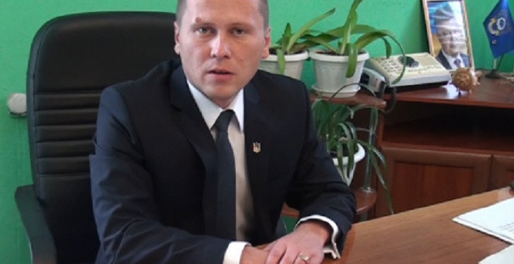 В Новом Буге на Николаевщине победил действующий мэр, который баллотировался от “Слуг народа”