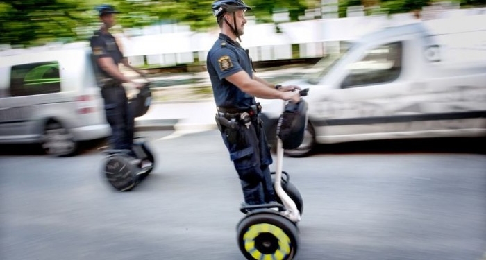 Нацполиция Украины объявила тендер на закупку гироскутеров и моноколес