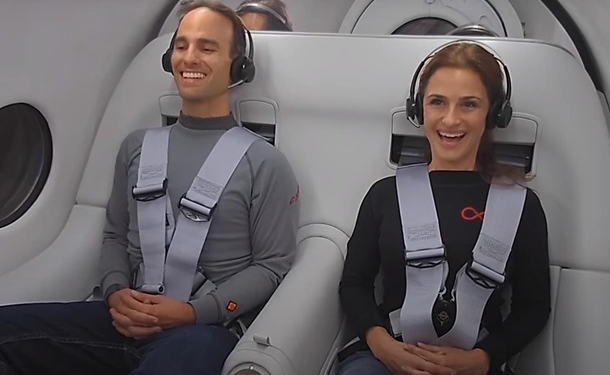 Hyperloop впервые испытали с пассажирами (ВИДЕО)