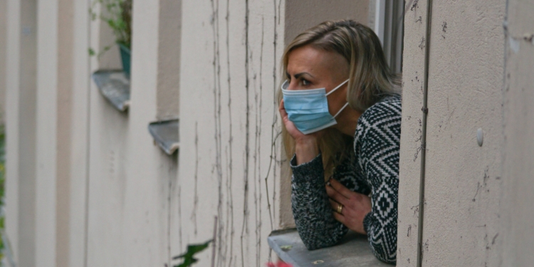 Человеческий мозг на голод и одиночество реагирует одинаково