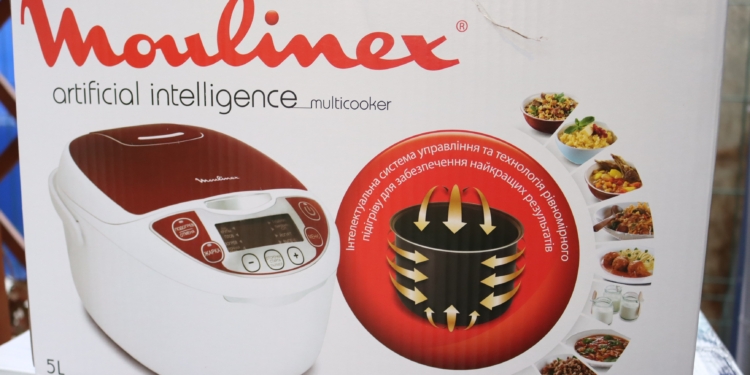 В Николаеве детские дома семейного типа начали получать бытовую технику, приобретенную за средства городского бюджета (ФОТО)