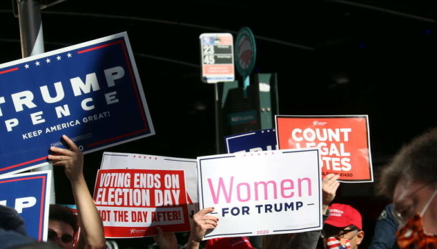 Сторонники Трампа вышли на протесты в нескольких штатах