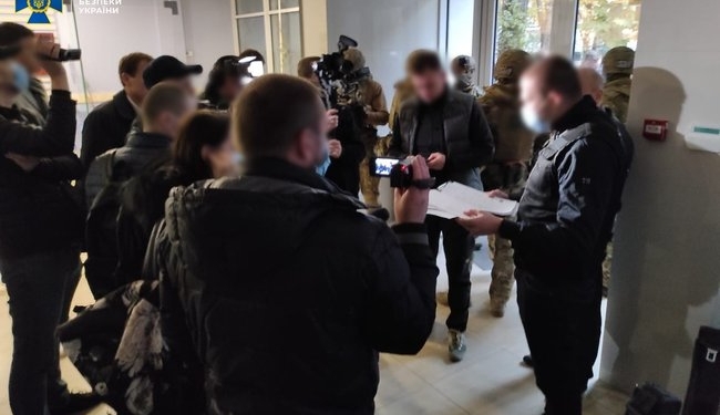 Выборы мэра Одессы: СБУ нашла в офисе бывшего нардепа поддельные бюллетени с отметками за кандидата от ОПЗЖ (ФОТО)