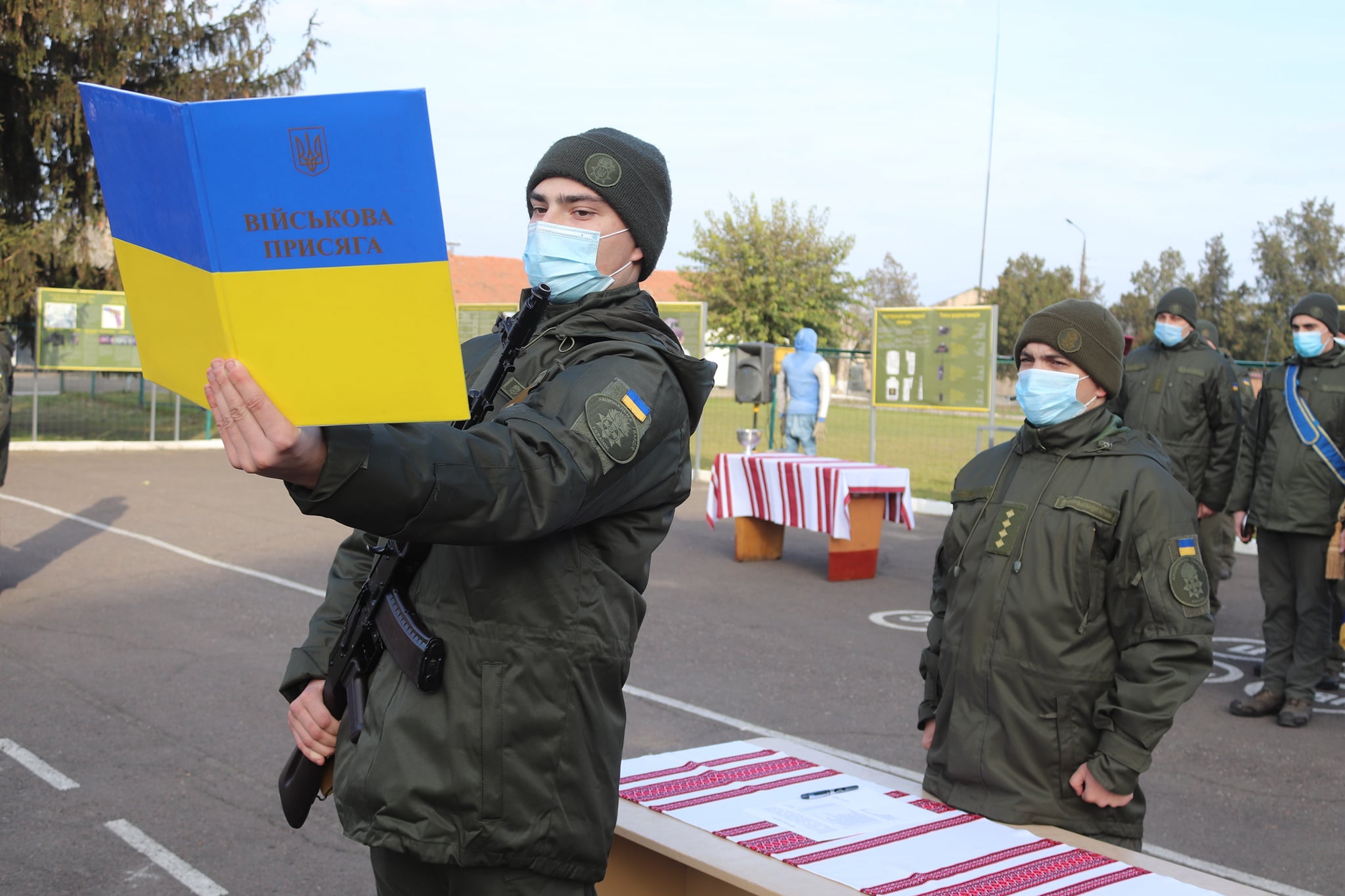 В Николаевском полку Нацгвардии новобранцы приняли присягу (ФОТО)