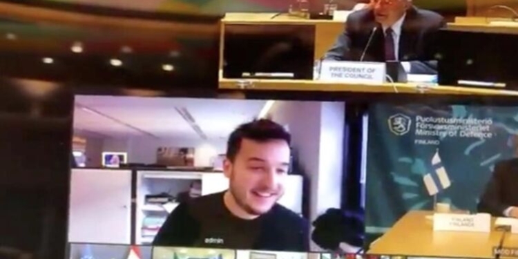 Журналист взломал видеоконференцию министров обороны стран ЕС