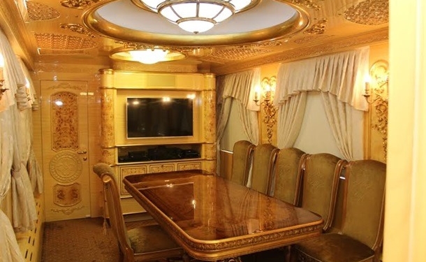 Холодильник, компьютер и ванная комната: Укрзализныця предлагает VIP-путешествия по стране во время карантина