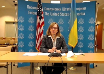 В Украине олигархи и дальше звонят народным депутатам и судьям, а союзники России сидят в Верховной Раде, – посольство США