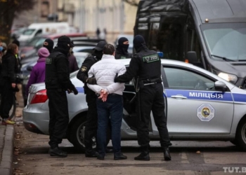 В Минске снова акция протеста, силовики стреляют и массово задерживают людей (ФОТО, ВИДЕО)