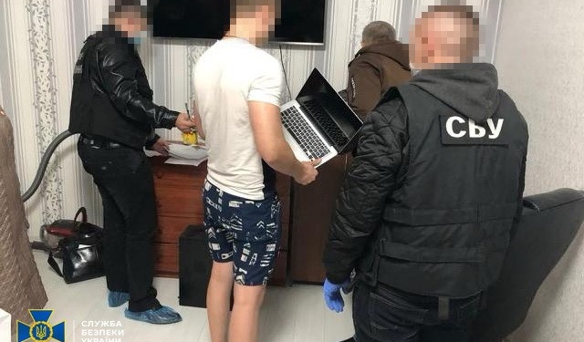 Хакеры взламывали сайты вузов Виннитчины и воровали ответы на экзаменационные билеты (ФОТО)