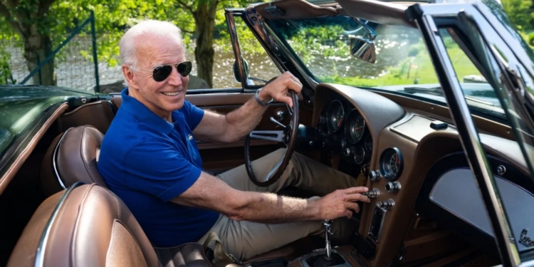 На каких авто ездит Джо Байден: всплыли интересные подробности (ФОТО, ВИДЕО)