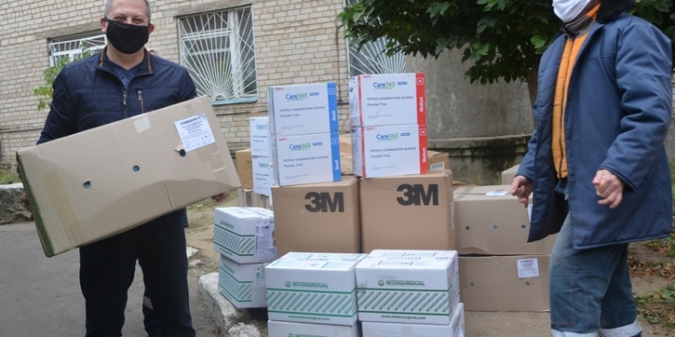 Металлурги вновь помогли николаевским медикам в борьбе с пандемией COVID (ФОТО)