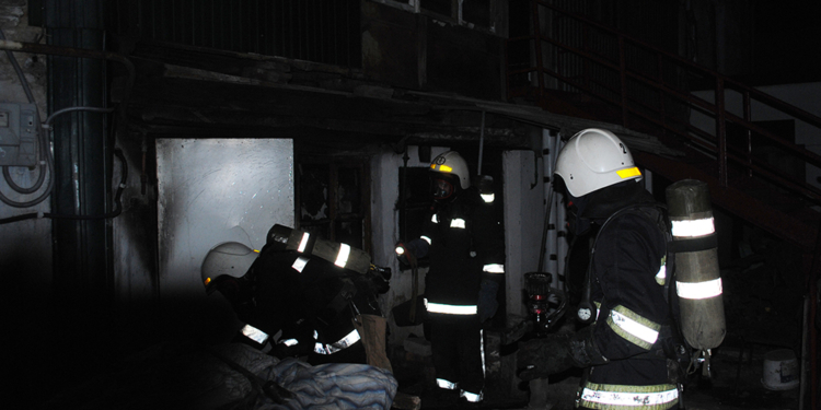 Ночью в Николаеве на пожаре погиб мужчина (ФОТО)