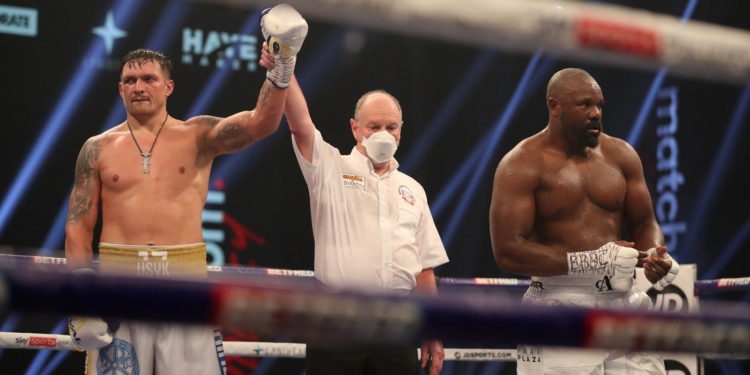 Усик победил Чисору