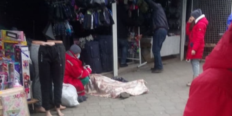 На рынке «Колос» умерла продавец