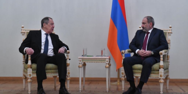 Пашинян принял делегацию РФ во главе с Лавровым: “Армения всегда чувствовала поддержку России и Путина”