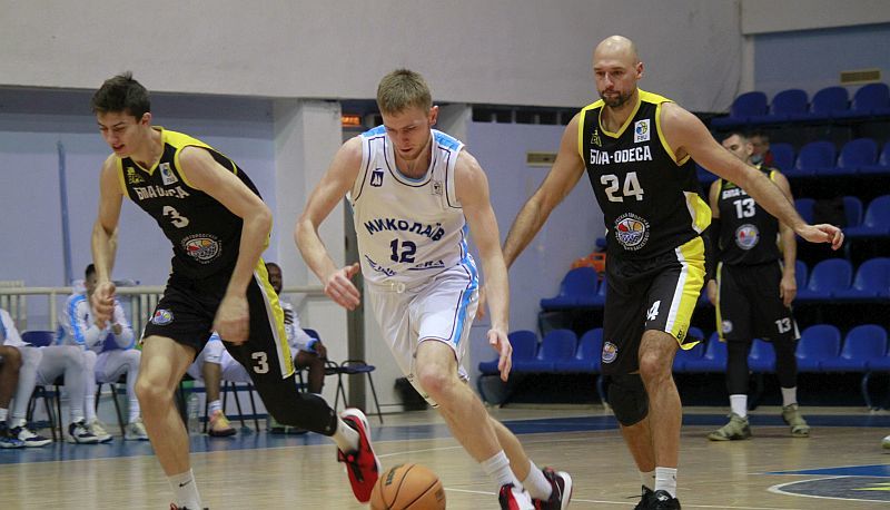 МБК «Николаев» стал первым четвертьфиналистом Кубка Украины 1